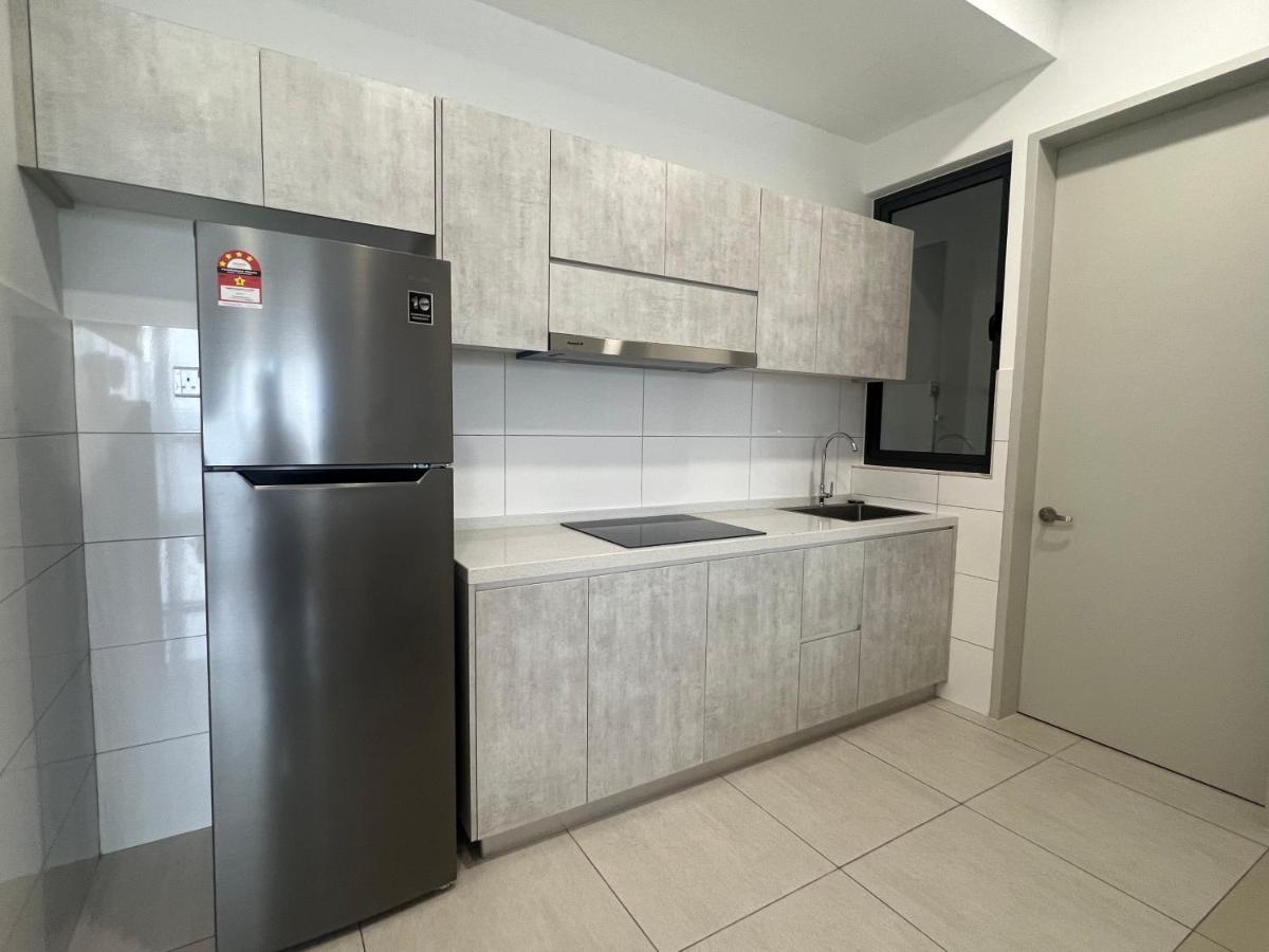 Mucihome Clio 3R2B, Putrajaya Condo Near To Ioi City Mall, Alamanda, Hospital Serdang, Wetland Studio Kru Dll- Non Smoking Home For Malaysian Only Экстерьер фото